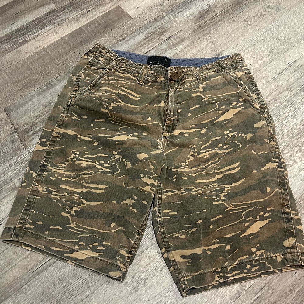 Quiksilver Men's Camouflage Cargo Shorts
